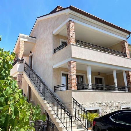 Apartments Sanja Pinezići Eksteriør bilde