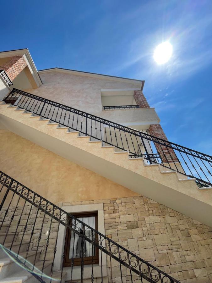 Apartments Sanja Pinezići Eksteriør bilde